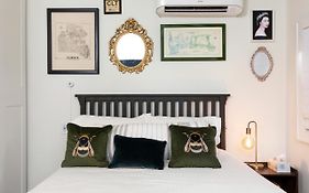 The Cozy Yellow Cottage In Dilworth